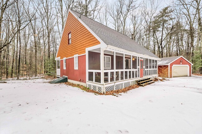 60 Locarno St in Moultonborough, NH - Building Photo - Building Photo