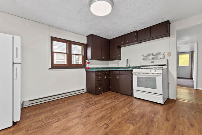 1014 Wright St, Unit Upper