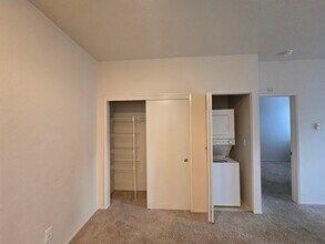 161 Marina Lakes Dr in Richmond, CA - Building Photo - Building Photo