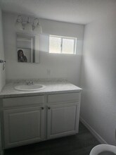 901 NE 95th St in Ocala, FL - Foto de edificio - Building Photo