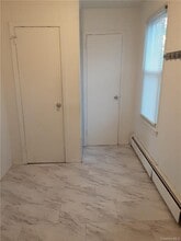 71 Greycourt Rd in Chester, NY - Building Photo - Building Photo