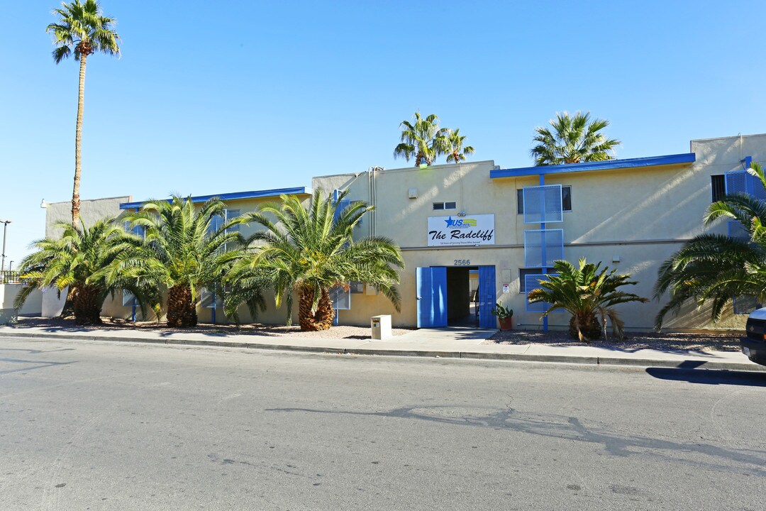 The Radcliff in Las Vegas, NV - Foto de edificio