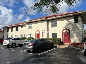 1600 Bending Brk Wy in Orlando, FL - Building Photo