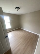 3329D Moorewood Dr in Nashville, TN - Building Photo - Building Photo