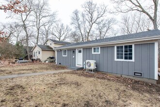 42076 N East Rd in Antioch, IL - Building Photo - Building Photo