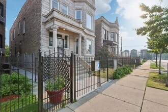 3220 W Polk St in Chicago, IL - Building Photo - Building Photo