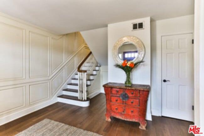 218 Montreal St in Los Angeles, CA - Building Photo - Building Photo