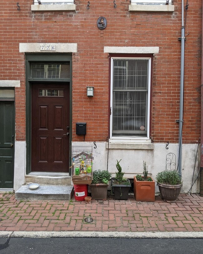property at 726 N Bodine St