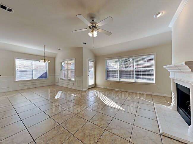 3504 Big Horn Trail in Denton, TX - Building Photo - Building Photo