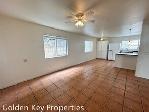 2015 Stewart St in Oceanside, CA - Building Photo - Building Photo