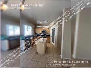 4222 E Windsor Dr in Gilbert, AZ - Foto de edificio - Building Photo