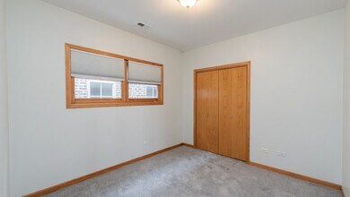 1340 N Campbell Ave, Unit 03 in Chicago, IL - Building Photo - Building Photo