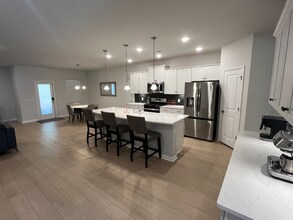 3093 Grinnell St in Johns Island, SC - Foto de edificio - Building Photo