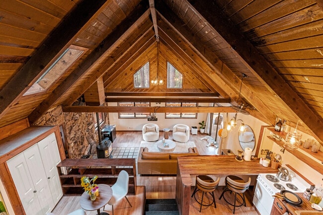 30856 Thumper Dr in Shingletown, CA - Building Photo - Building Photo