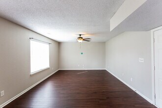 7633 Scatter Woods Ln in Indianapolis, IN - Building Photo - Building Photo