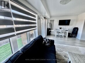 21 Blue Frst Cres in Barrie, ON - Building Photo - Building Photo