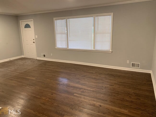 2386 Miriam Ln in Decatur, GA - Building Photo - Building Photo