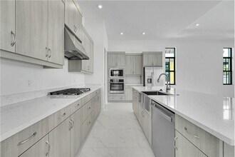 13920 Vivant Dr in Palm Beach Gardens, FL - Building Photo - Building Photo