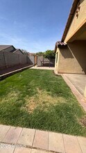 8771 W Nicolet Ave in Glendale, AZ - Building Photo - Building Photo