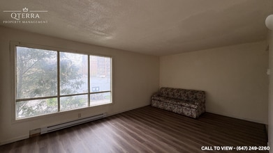 14 Burnley Av in Brantford, ON - Building Photo - Building Photo