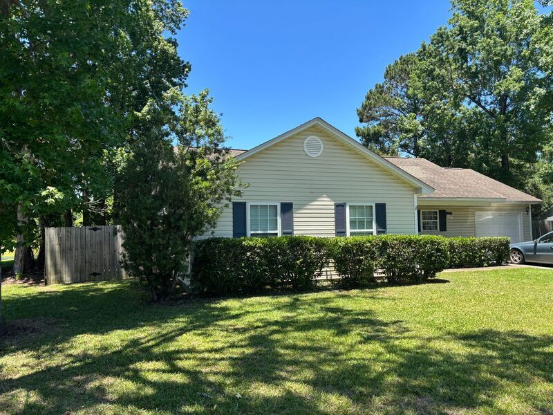 2878 August Rd in Johns Island, SC - Building Photo