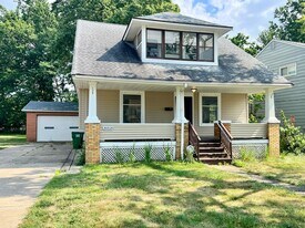 30520 Willowick Dr in Willowick, OH - Building Photo