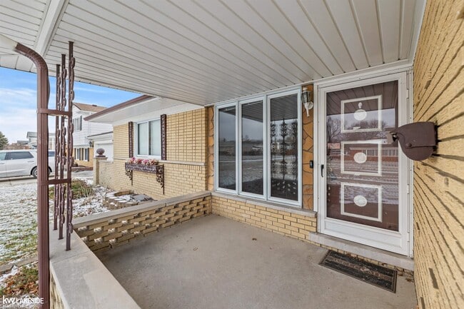 11050 Irene Ave in Warren, MI - Building Photo - Building Photo