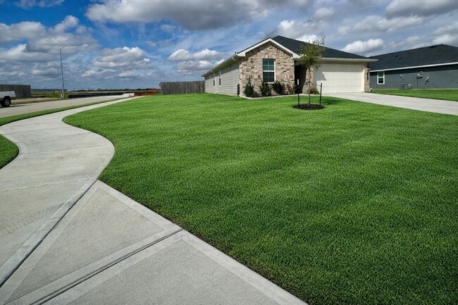 property at 2216 Laurel Bloom Ln