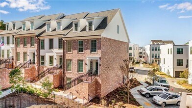 501 Burton Dr in Alpharetta, GA - Building Photo - Building Photo