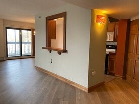 6615 Lake Shore Dr S, Unit 214