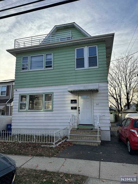 143 Shaw St-Unit -3 in Garfield, NJ - Building Photo