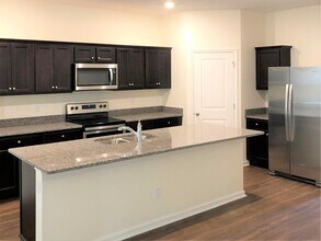 11509 Bryce Canyon Ln in Gibsonton, FL - Building Photo - Building Photo