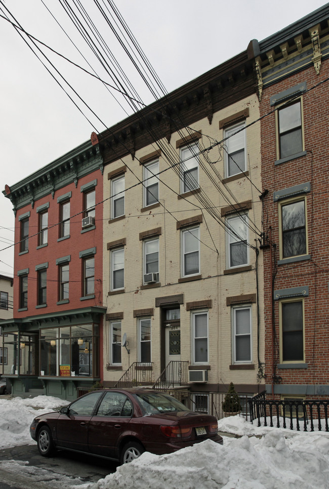 364 8th St in Jersey City, NJ - Foto de edificio - Building Photo