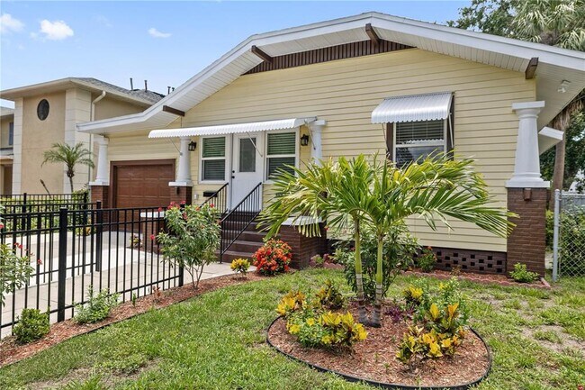 property at 409 S Willow Ave