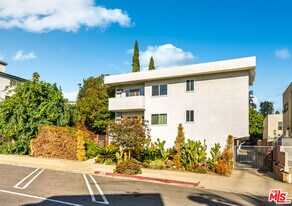 5919 Chula Vista Way in Los Angeles, CA - Building Photo