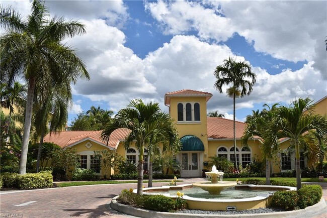 4645 St Croix Ln-Unit -1316 in Naples, FL - Foto de edificio - Building Photo