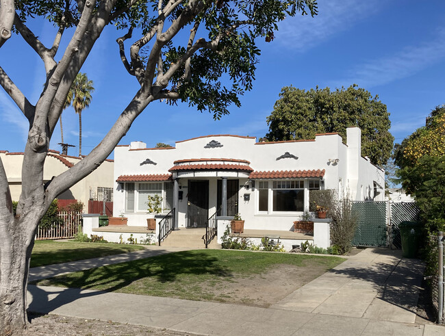 property at 2007 Browning Blvd