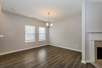 1618 Thornwick Trace in Stockbridge, GA - Foto de edificio - Building Photo