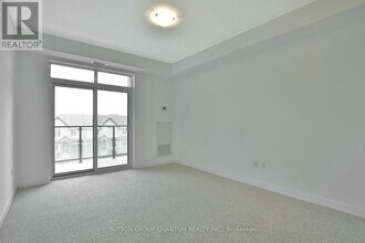 101-101 Shoreview Pl in Hamilton, ON - Building Photo - Building Photo