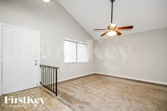 3702 Greenford St, Unit Unit 1 in Valrico, FL - Building Photo - Building Photo