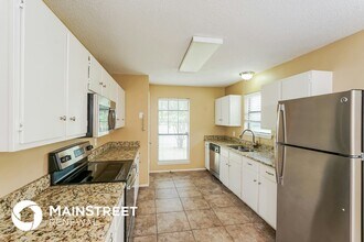 1014 Brookhaven Dr in Lancaster, TX - Building Photo - Building Photo