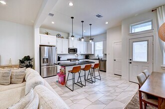 1523 Cathedral Bend Drive in Sienna, TX - Building Photo - Building Photo