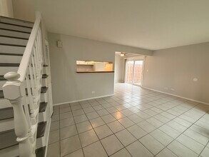 2167 N Heather Ln in Palatine, IL - Building Photo - Building Photo