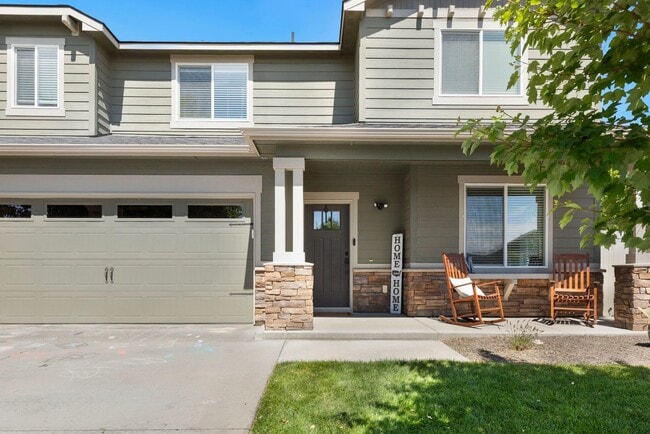9240 W Thor Dr in Boise, ID - Building Photo - Building Photo