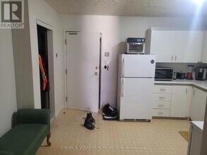 86 Curtis St in Essa, ON - Building Photo - Building Photo