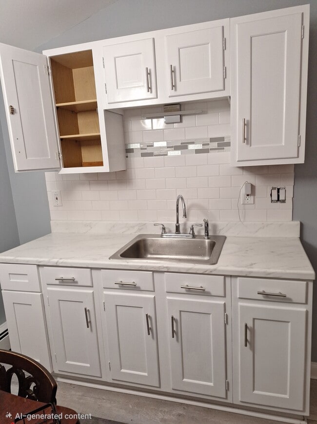 125 Hemlock St, Unit 2nd flr