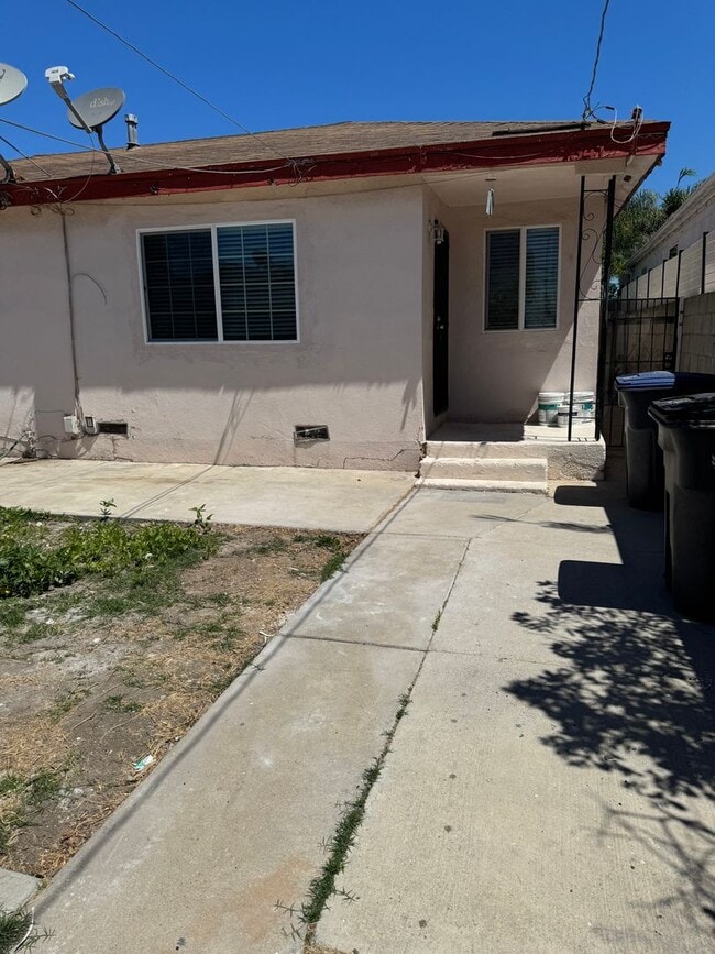 property at 539-541 E 220th St