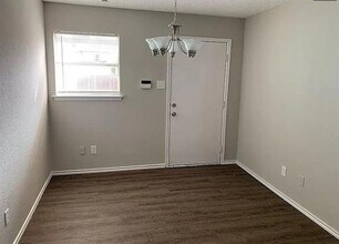 826 Samuels Ave in Fort Worth, TX - Building Photo - Building Photo