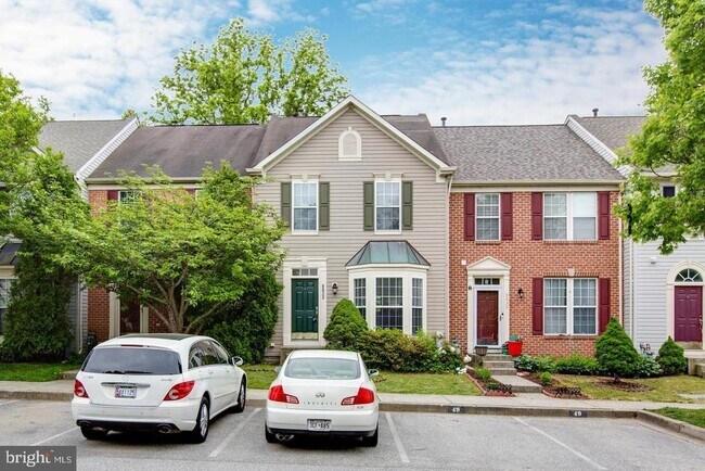 8832 Papillon Dr in Ellicott City, MD - Building Photo - Building Photo