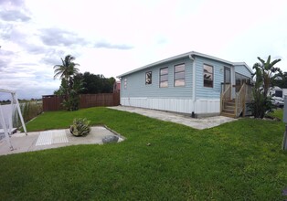 Gator Mobile Home Park in Okeechobee, FL - Building Photo - Building Photo